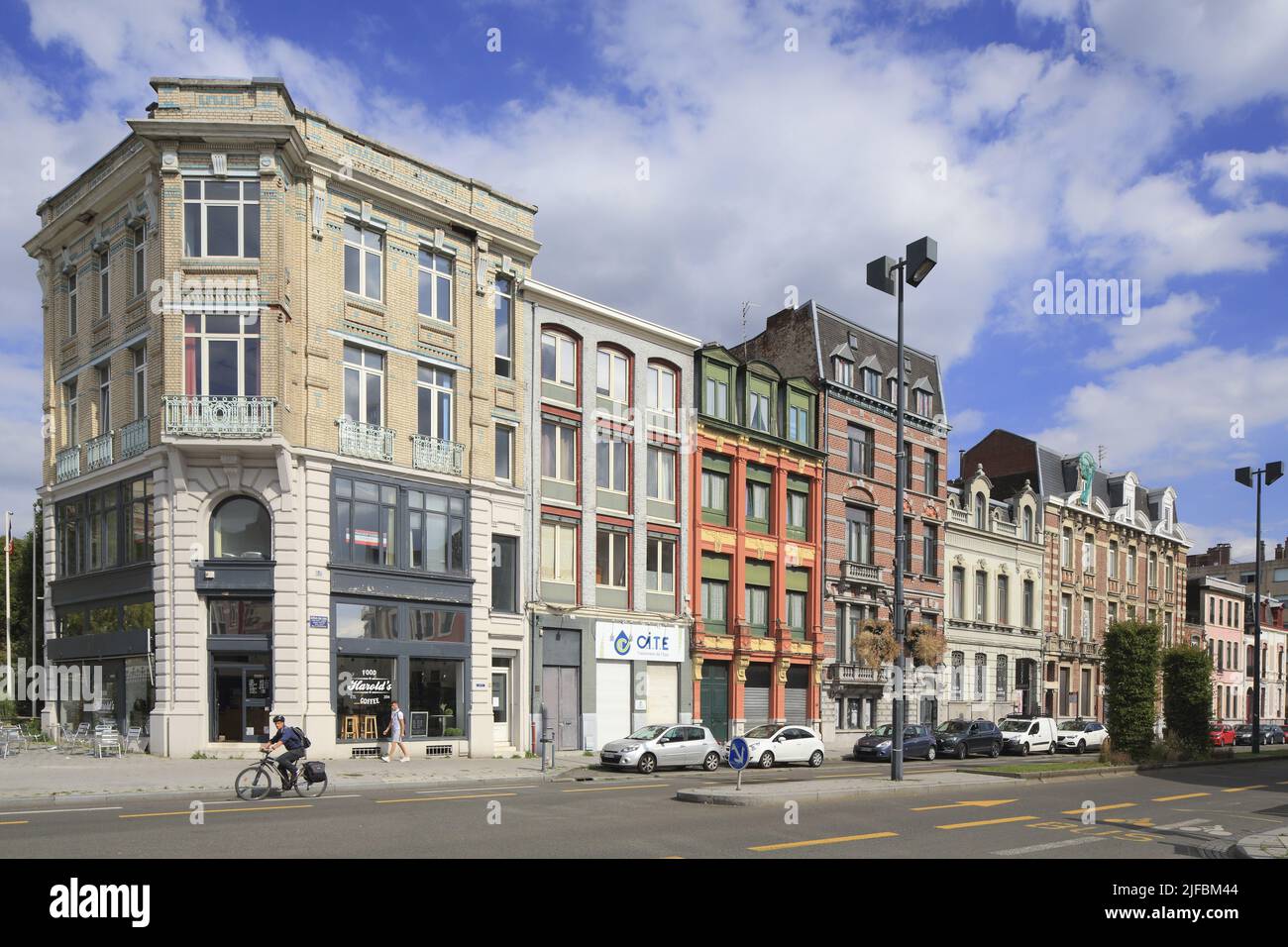 France, Nord, Roubaix, avenue Jean Lebas built at the beginning of the XXth century which connects the railway station to the Town hall Stock Photo