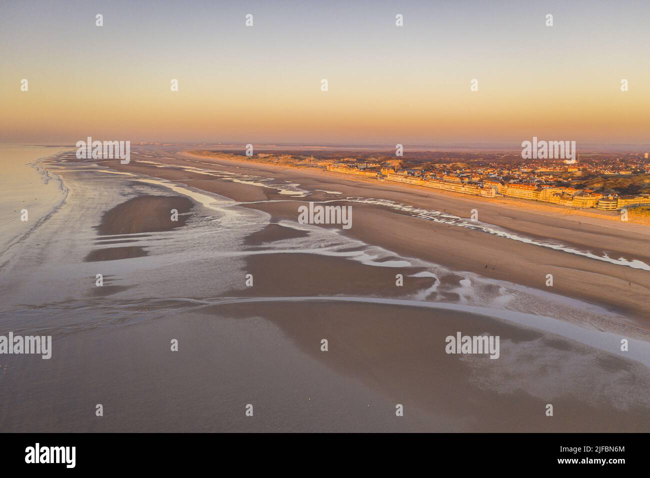 France, Somme, Quend-Plage, Quend beach and the bay of Authie in background (aerial view) Stock Photo
