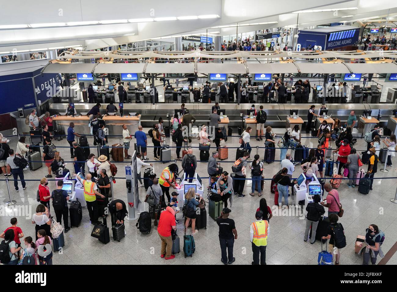 Check in hartsfield jackson hires stock photography and images Alamy