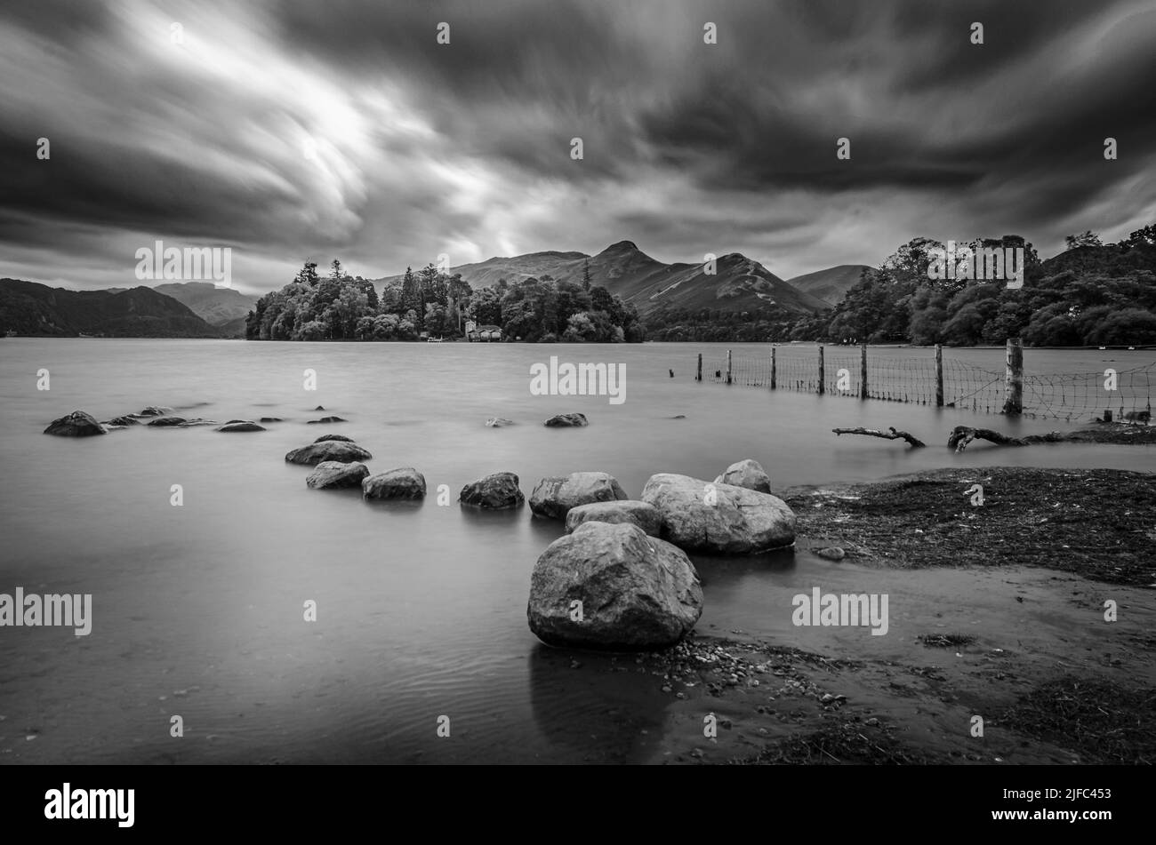 Long exposure clouds mountains hi-res stock photography and images - Alamy