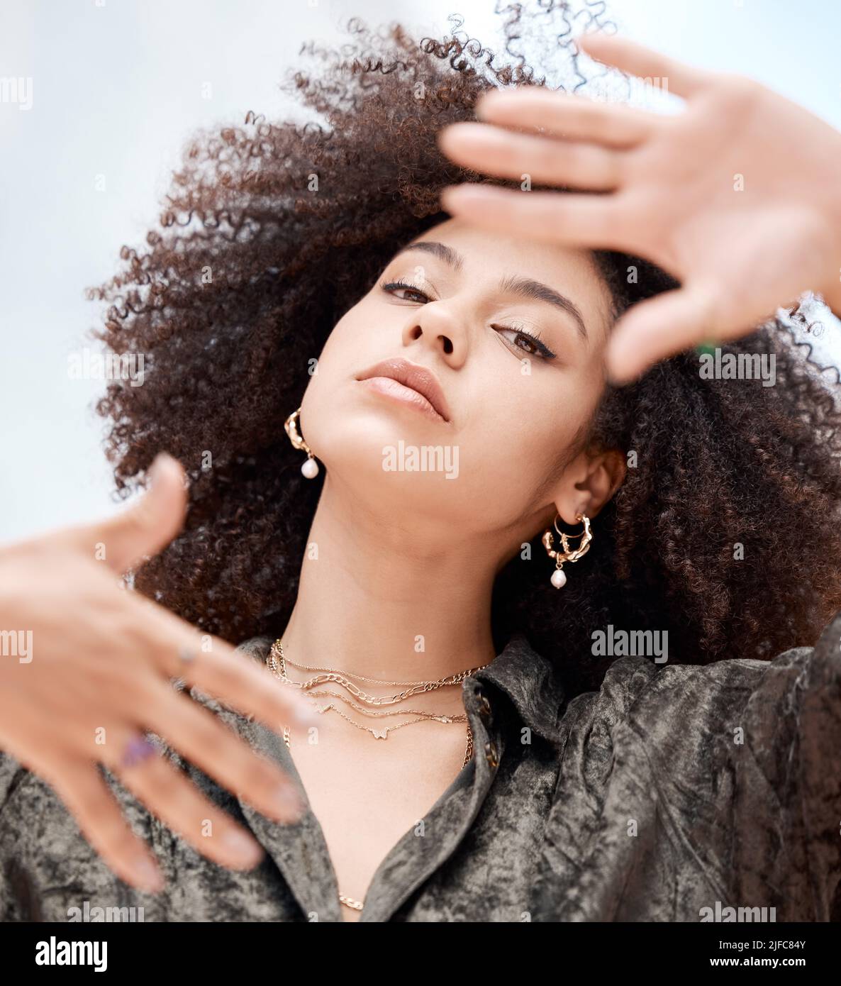 Woman Framing Face Hands Hi-res Stock Photography And Images - Alamy