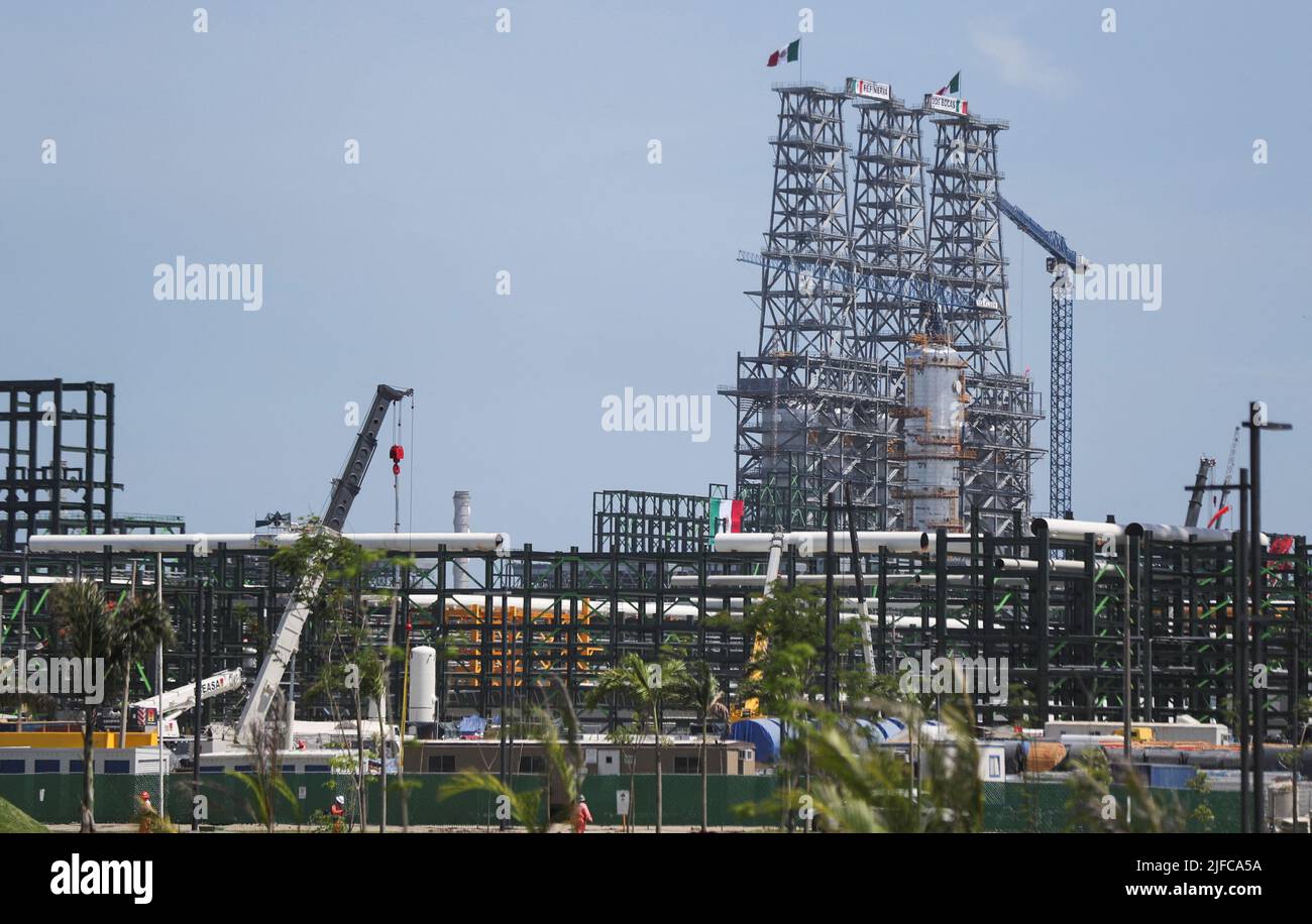 Dos Bocas Refinery Hi Res Stock Photography And Images Alamy