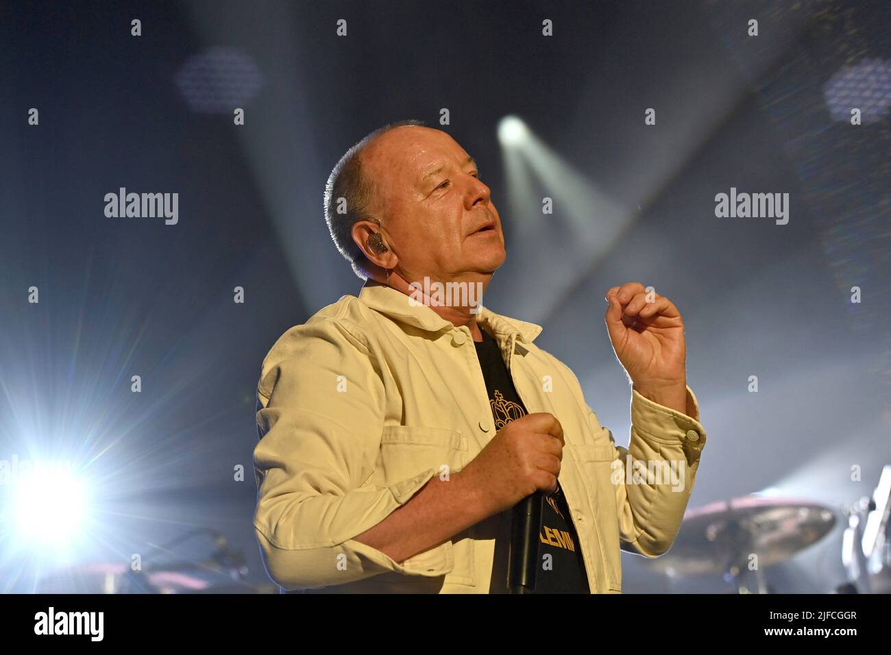 Munich, Germany. 01st July, 2022. Jim KERR., single image, truncated