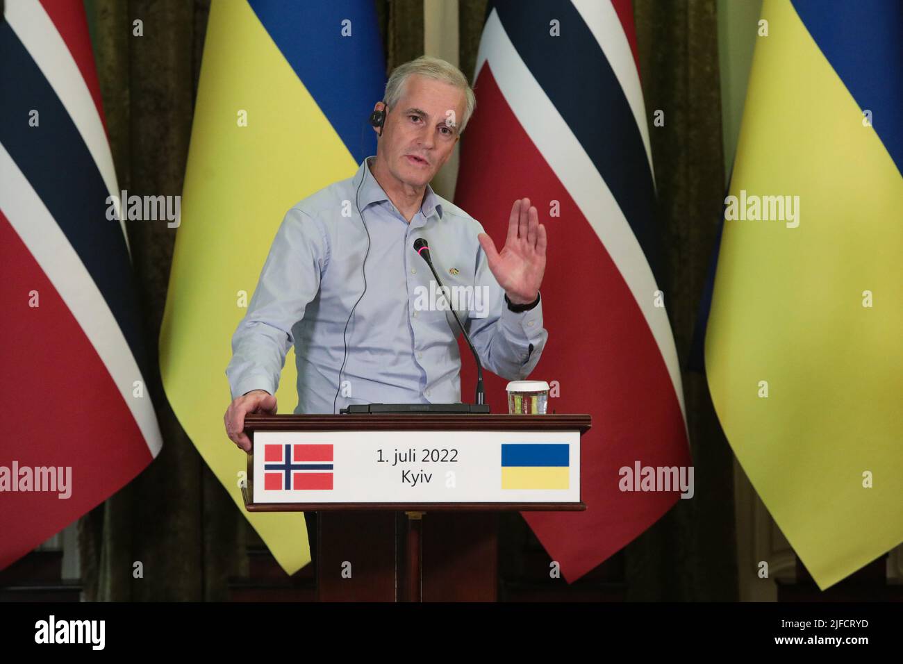 Kyiv, Ukraine. 01st July, 2022. KYIV, UKRAINE - JULY 01, 2022 - Prime Minister of the Kingdom of Norway Jonas Gahr Store speaks with the press, Kyiv, capital of Ukraine. This photo cannot be distributed in the russian fedration. Credit: Ukrinform/Alamy Live News Stock Photo