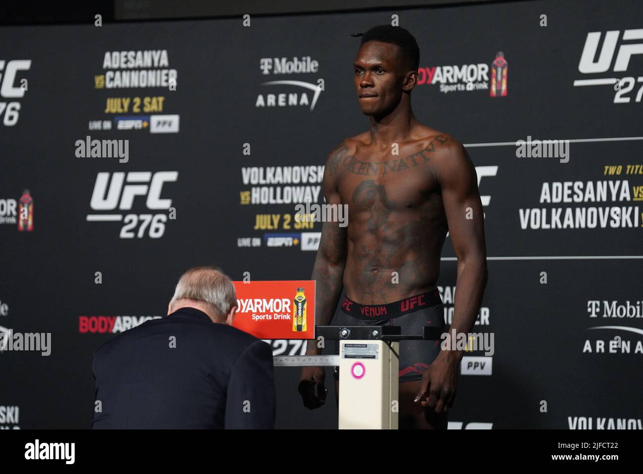 June 30, 2022, LAS VEGAS, NV, LAS VEGAS, NV, United States: LAS VEGAS, NV - June 1: Israel Adesanya steps on the scale for the official weigh-ins at T-Mobile Arena for UFC 276 on June 1, 2022 in LAS VEGAS, NV, United States. (Credit Image: © Louis Grasse/PX Imagens via ZUMA Press Wire) Stock Photo