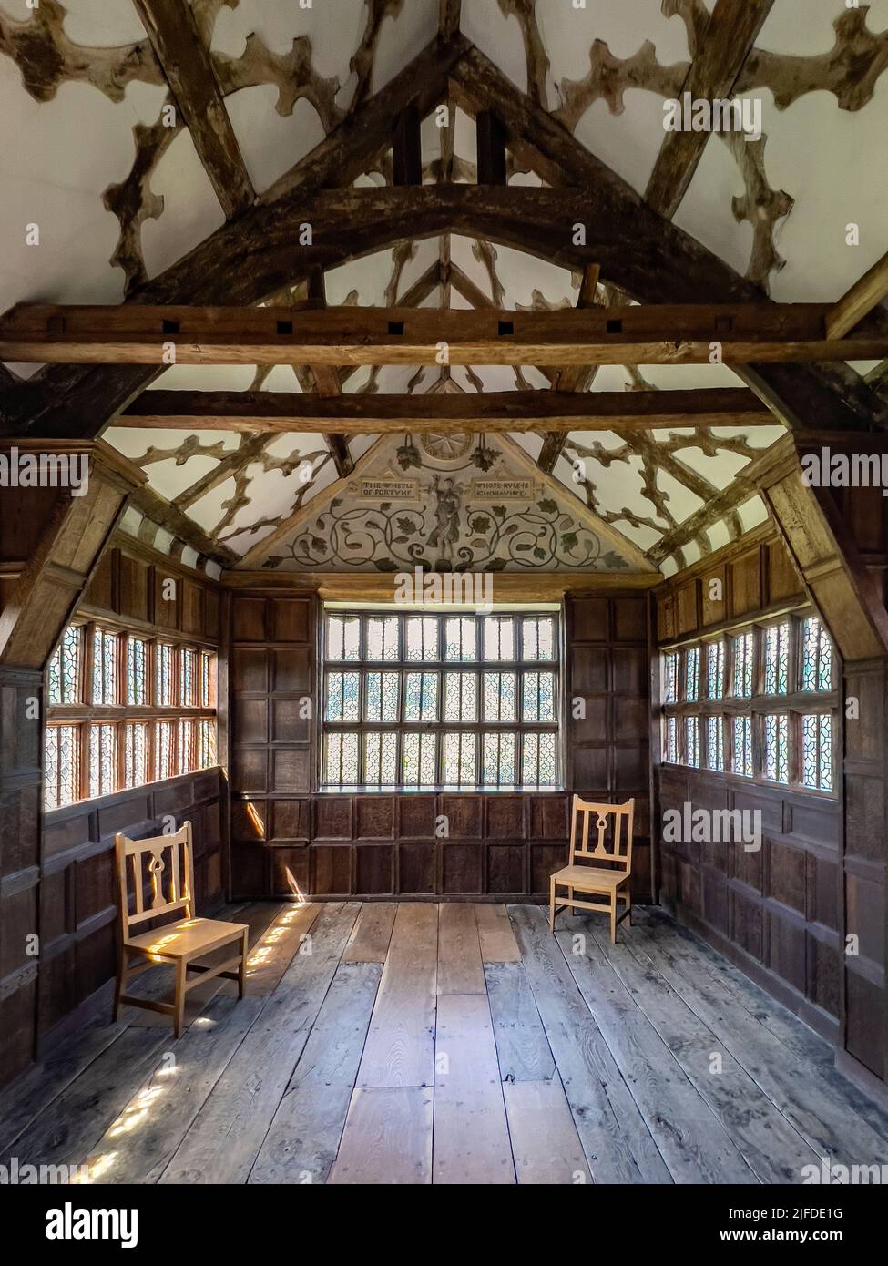 The Long Hall in Little Moreton Hall, a 16th-century half-timbered Manor House near Congleton in Cheshire, northwest England. Stock Photo