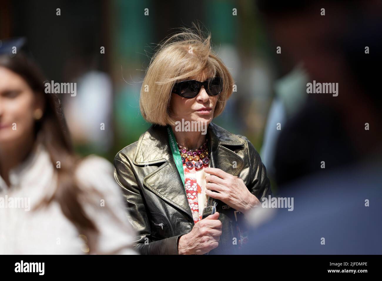 Dame Anna Wintour In Chanel Couture At Investitures Ceremony