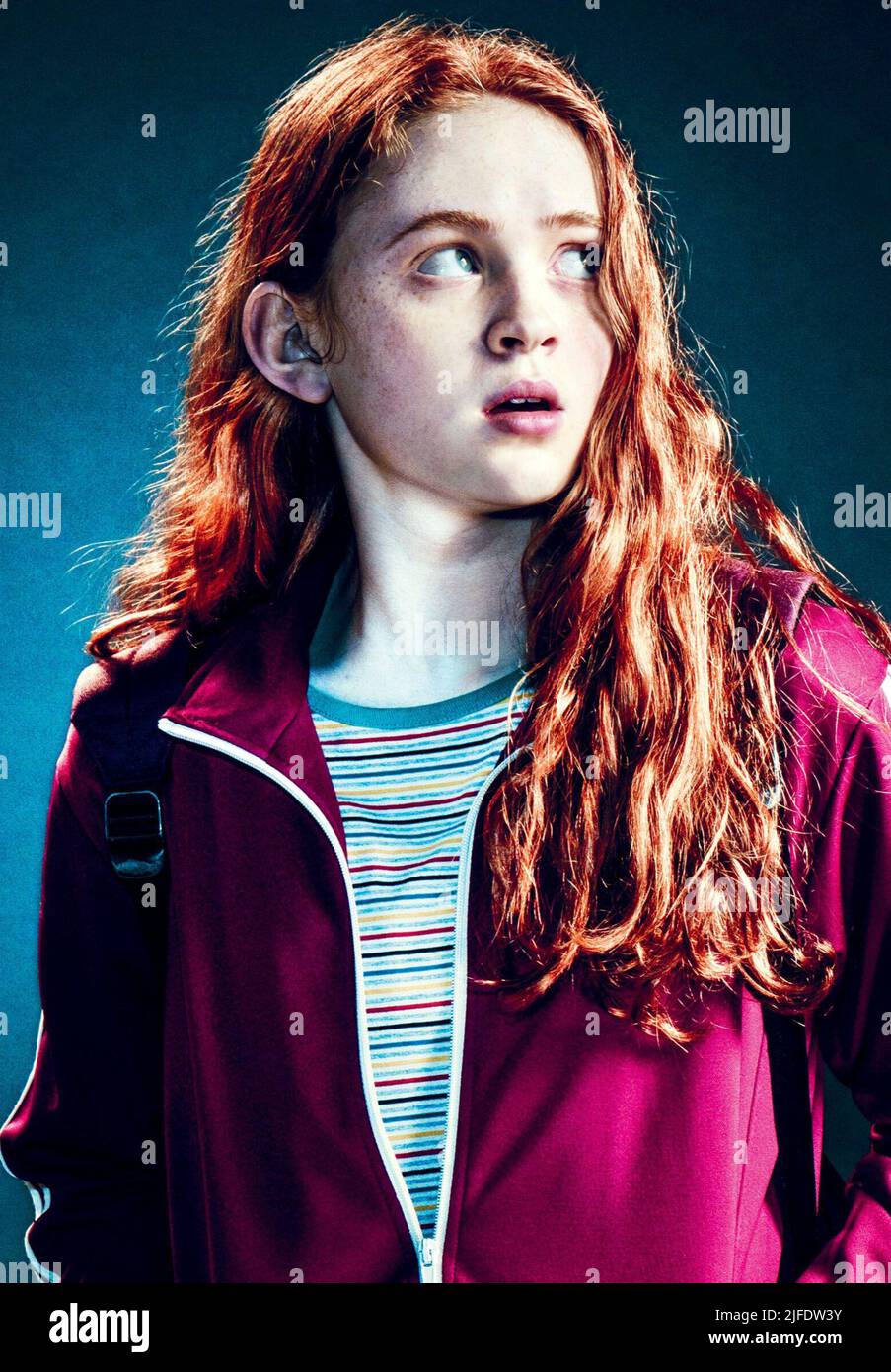 SADIE SINK in STRANGER THINGS, 2016, directed by MATT DUFFER and ROSS  DUFFER. Copyright 21 LAPS ENT/MONKEY MASSACRE. Season 4 episode 1. - Album  alb8873368