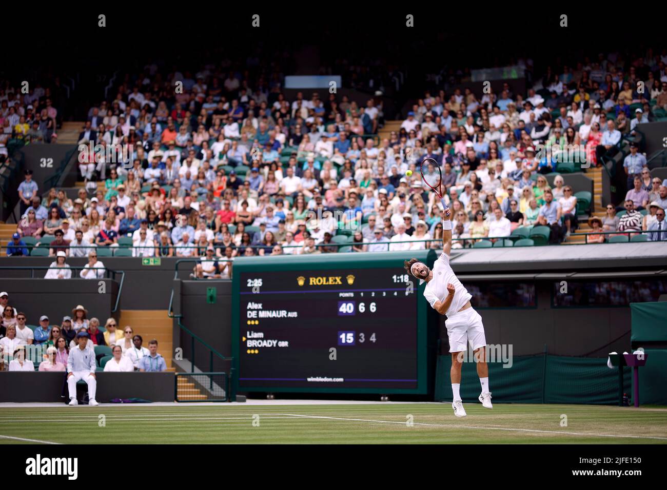 Liam Broady in action during his Gentlemen's Singles third round match against Alex de Minaur during day six of the 2022 Wimbledon Championships at the All England Lawn Tennis and Croquet Club, Wimbledon. Picture date: Saturday July 2, 2022. Stock Photo