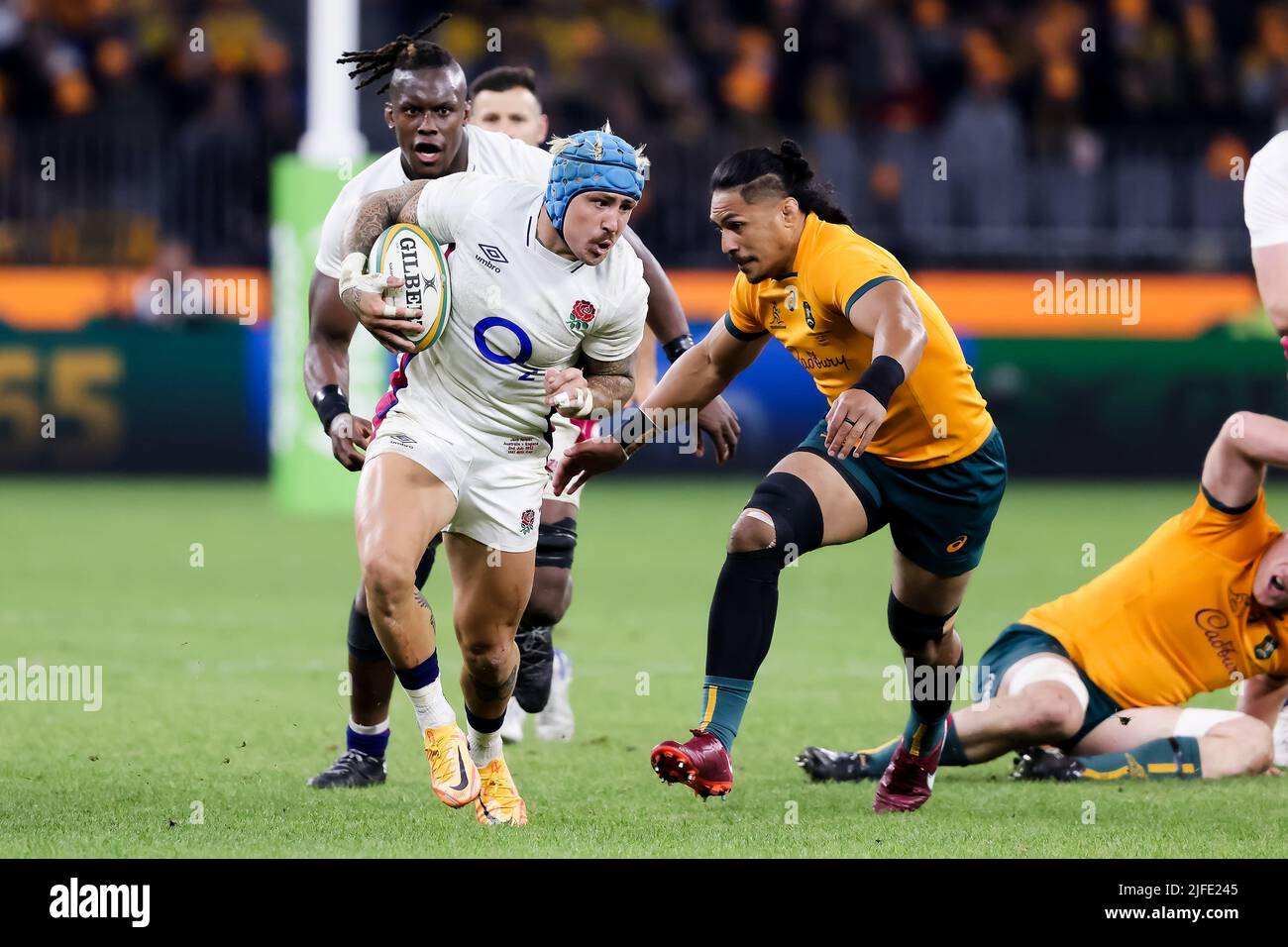 Perth, Australia, 2 July, 2022. Jack Nowell of England runs with the ball during the rugby international test match between the Australia Wallabies and England at Optus Stadium on July 02, 2022 in Perth, Australia. Credit: Graham Conaty/Speed Media/Alamy Live News Stock Photo