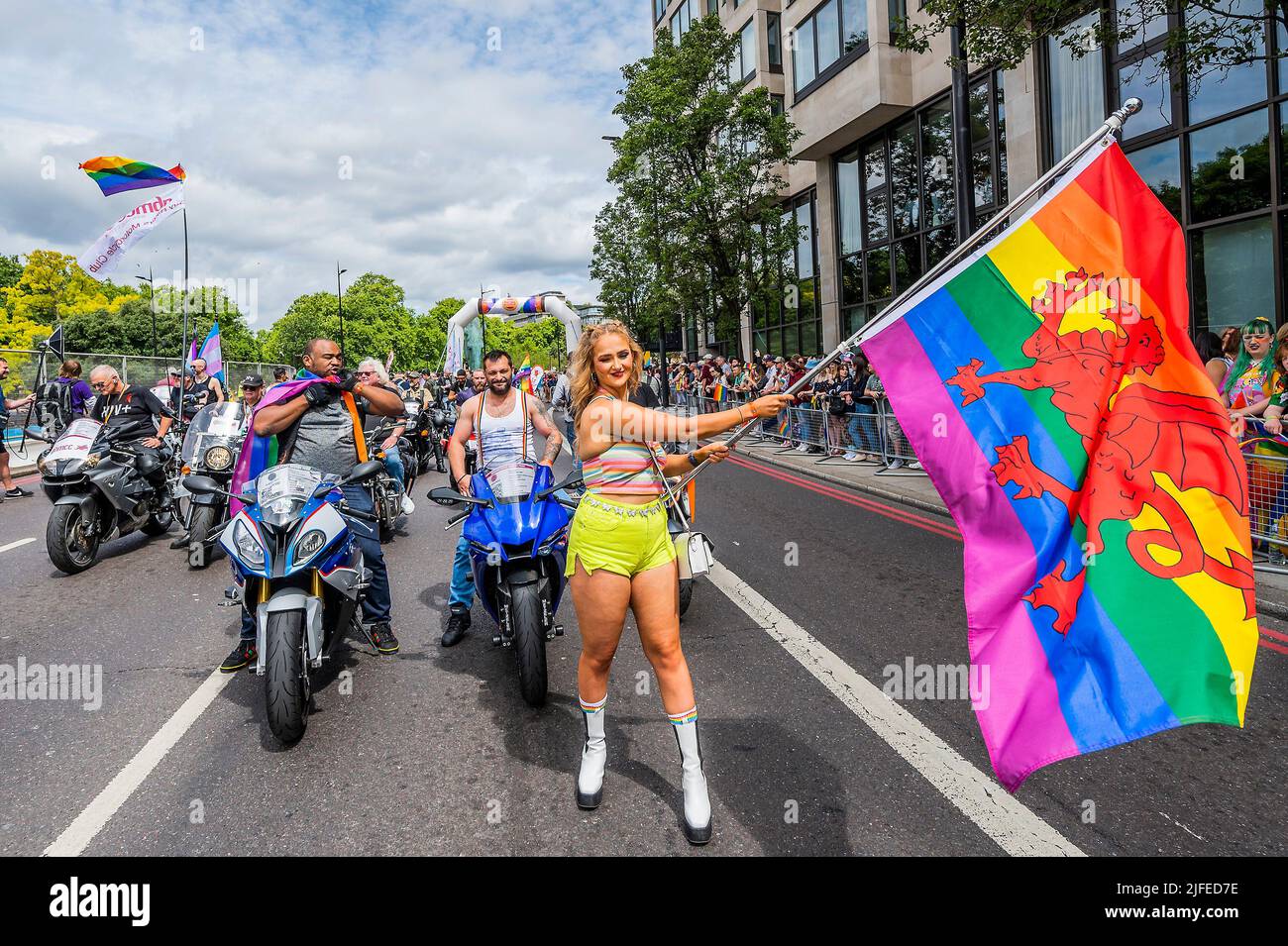 Pride, Gay Motorcycle Club, LGBT Biker Chopper Mot T-Shirt
