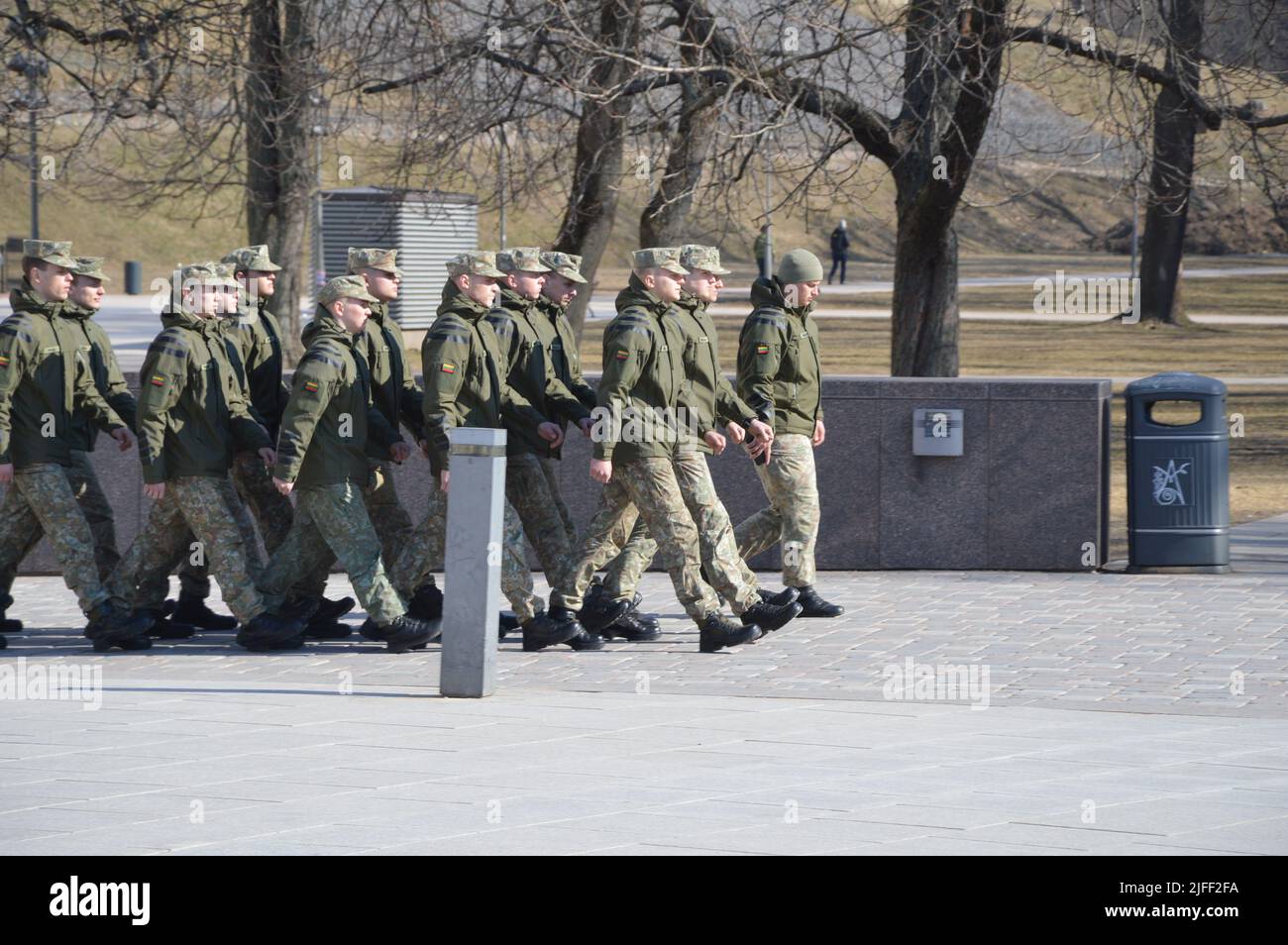 Vilnius, Lithuania - 2022 - Soldiers march at The Cathedral Square. (Photo by Markku Rainer Peltonen) Stock Photo