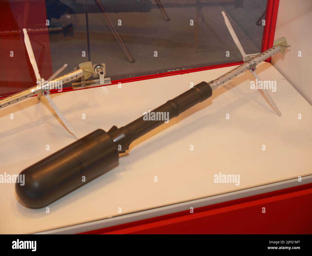 Anti tank rounds hi-res stock photography and images - Alamy