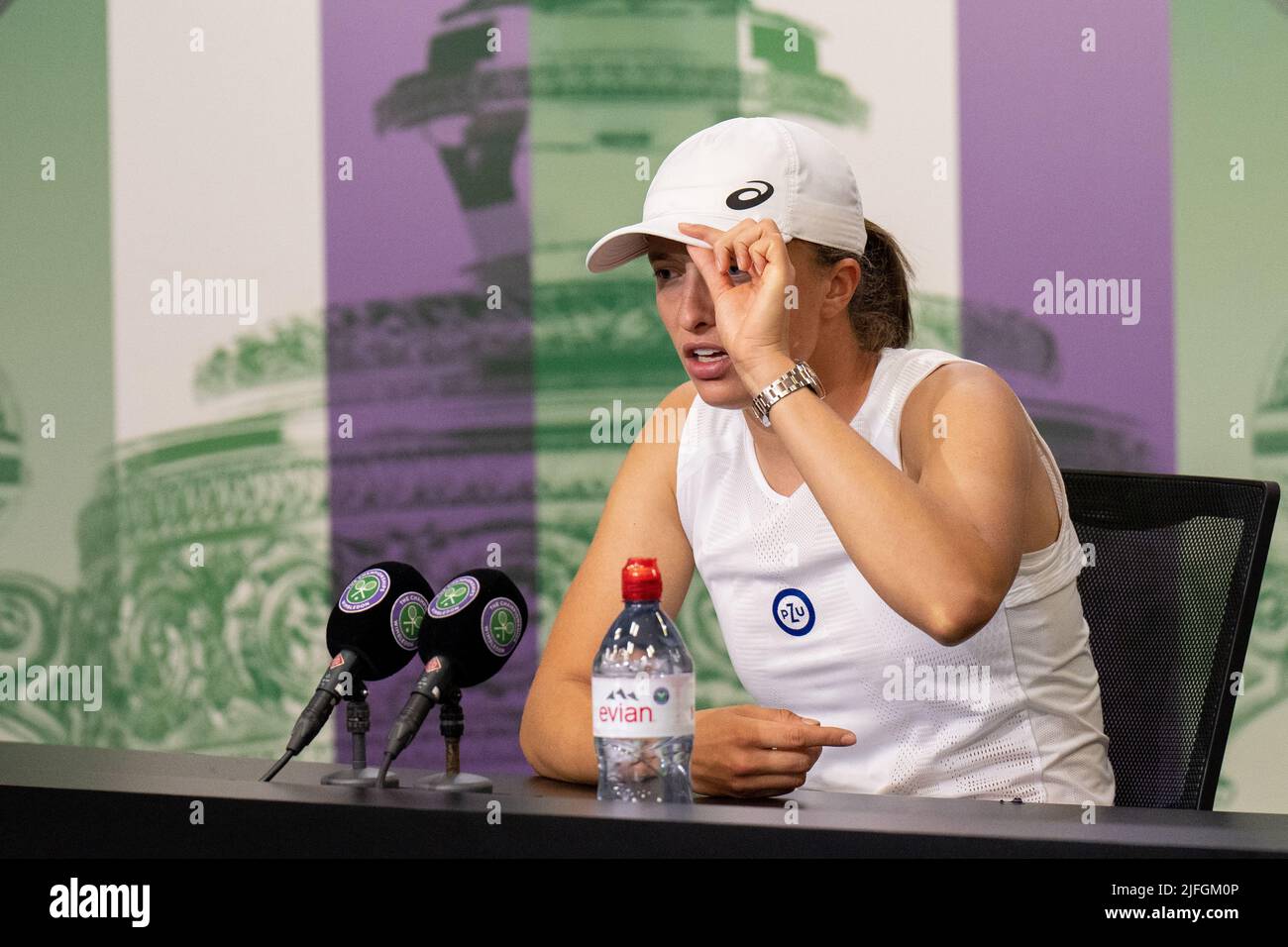 Iga Swiatek speaks to the media in the Main Interview Room following