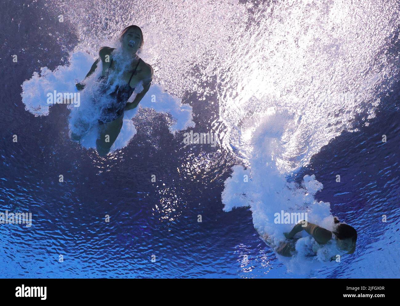 Diving - FINA World Championships - Duna Arena, Budapest, Hungary - July 3, 2022 Colombia's Diana Isabel Pineda Zuleta and Daniela Zapata Correa in action during the women's 3m synchronised final REUTERS/Antonio Bronic Stock Photo