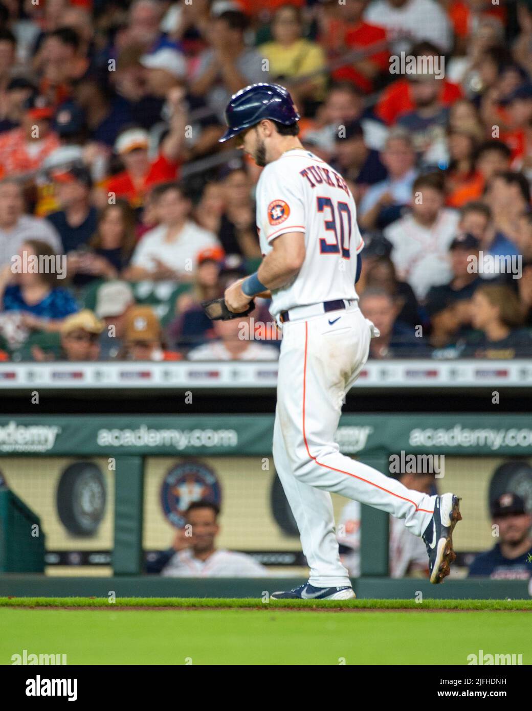 Houston Astros right fielder Kyle Tucker (30) draws a walk during the ...