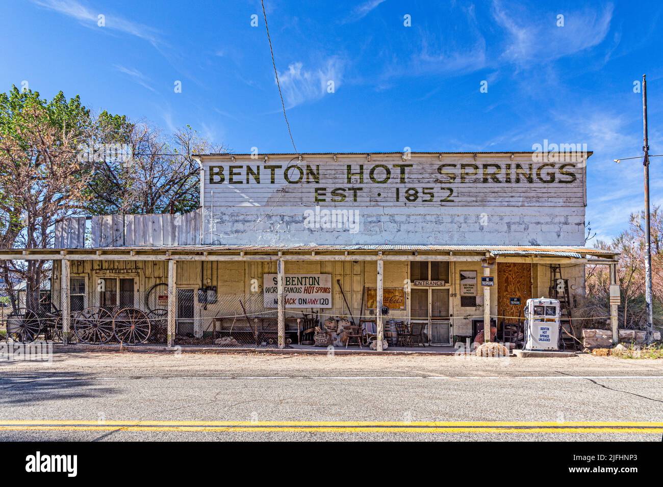 Benton, USA - June 3, 2022: old abandoned and closed petrol station in the small village of Benton, Nevada, USA. Stock Photo