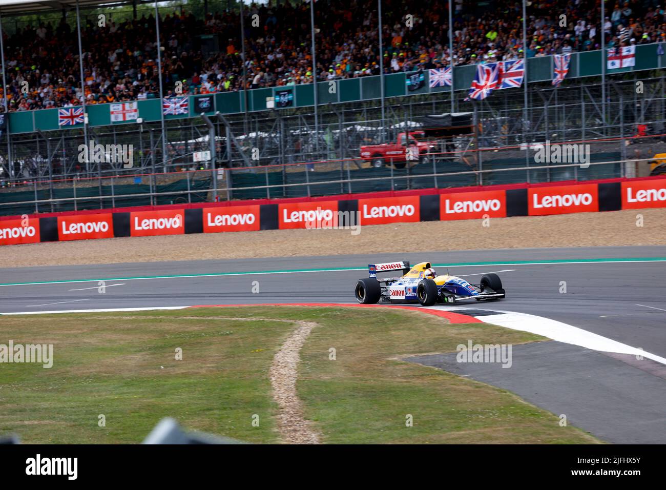 Silverstone, UK. 3rd July, 2022. #5 Sebastian Vettel (DEU, Aston Martin Aramco Cognizant F1 Team) drives the 1992 Williams FW14 of Nigel Mansell, F1 Grand Prix of Great Britain at Silverstone Circuit on July 3, 2022 in Silverstone, United Kingdom. (Photo by HIGH TWO) Credit: dpa/Alamy Live News Stock Photo