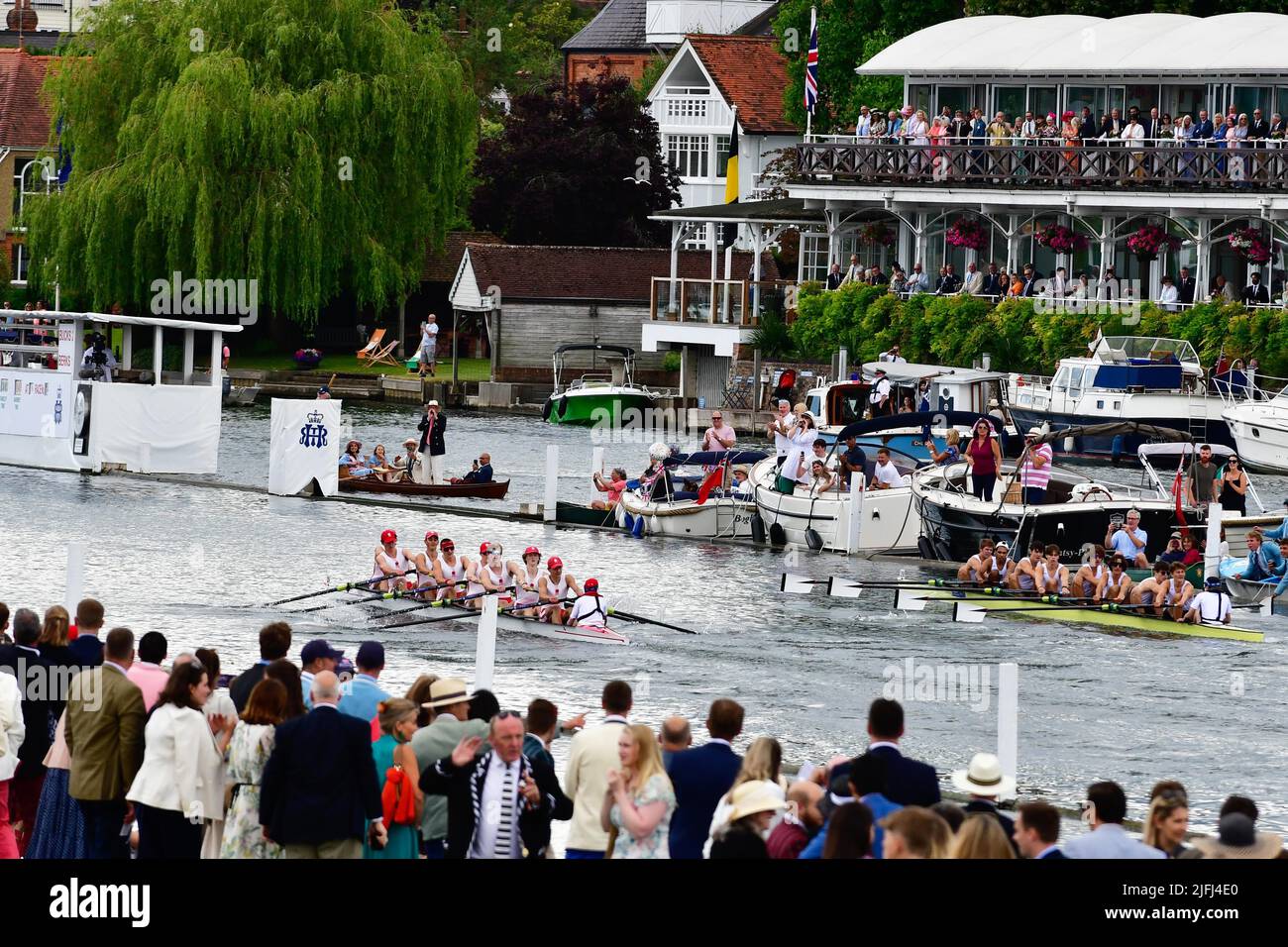 Henley Royal Regatta 2022 .Finals,The Princess Elizabeth Challenge Cup St. Paul's School verses  Radley College in Sunday's Finals for 'The Princess Elizabeth Challenge Cup'passing the  Stewards Eclosure at the Henley Royal Regatta .St. Paul's School beat Radley College by a ⅓ length. Credit Gary Blake/Alamy Live News Stock Photo