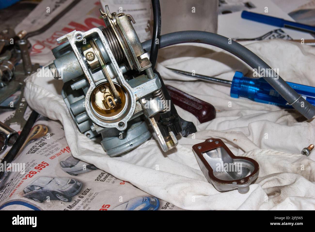 Carburettor hi-res stock photography and images - Page 2 - Alamy