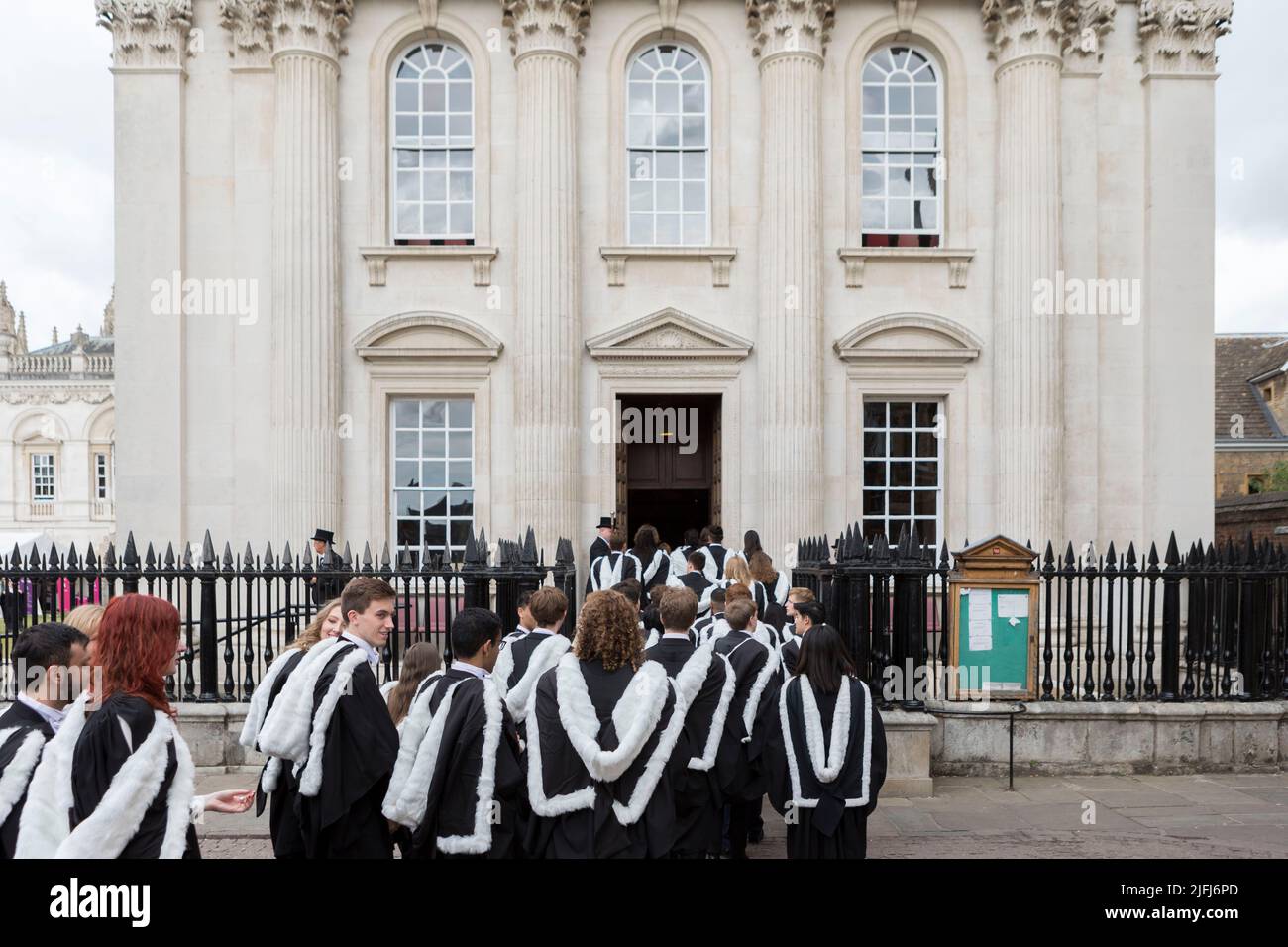 Cambridge graduates from King’s College attend their graduation ...