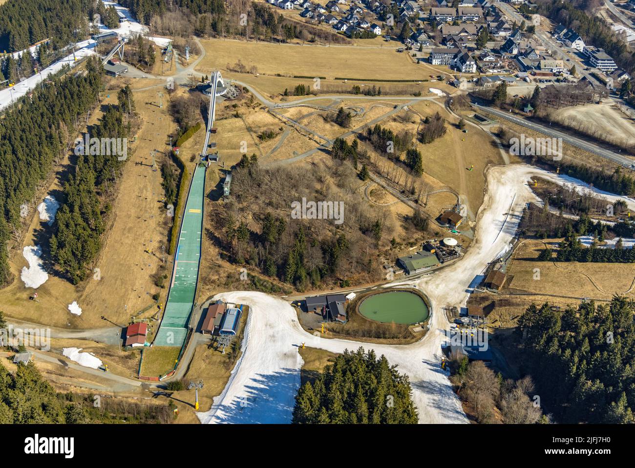 , Luftbild, St. Georg Sprungschanze mit Schneepiste und Sommerrodelbahn