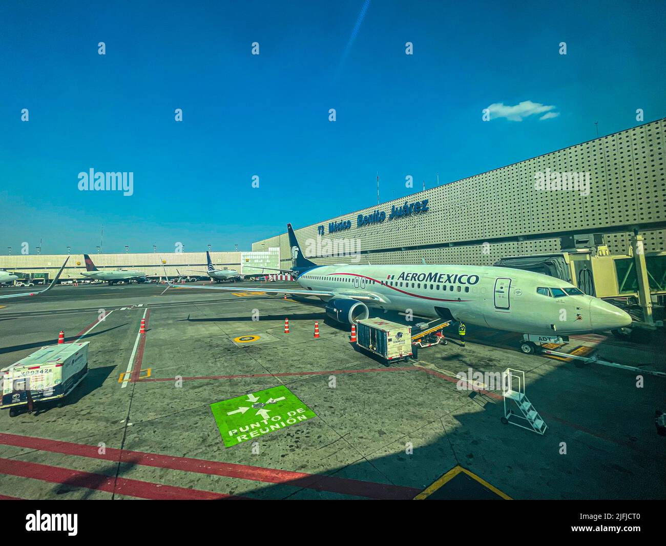 Flights to aerolina aeromexico, Mexico City International Airport, T1