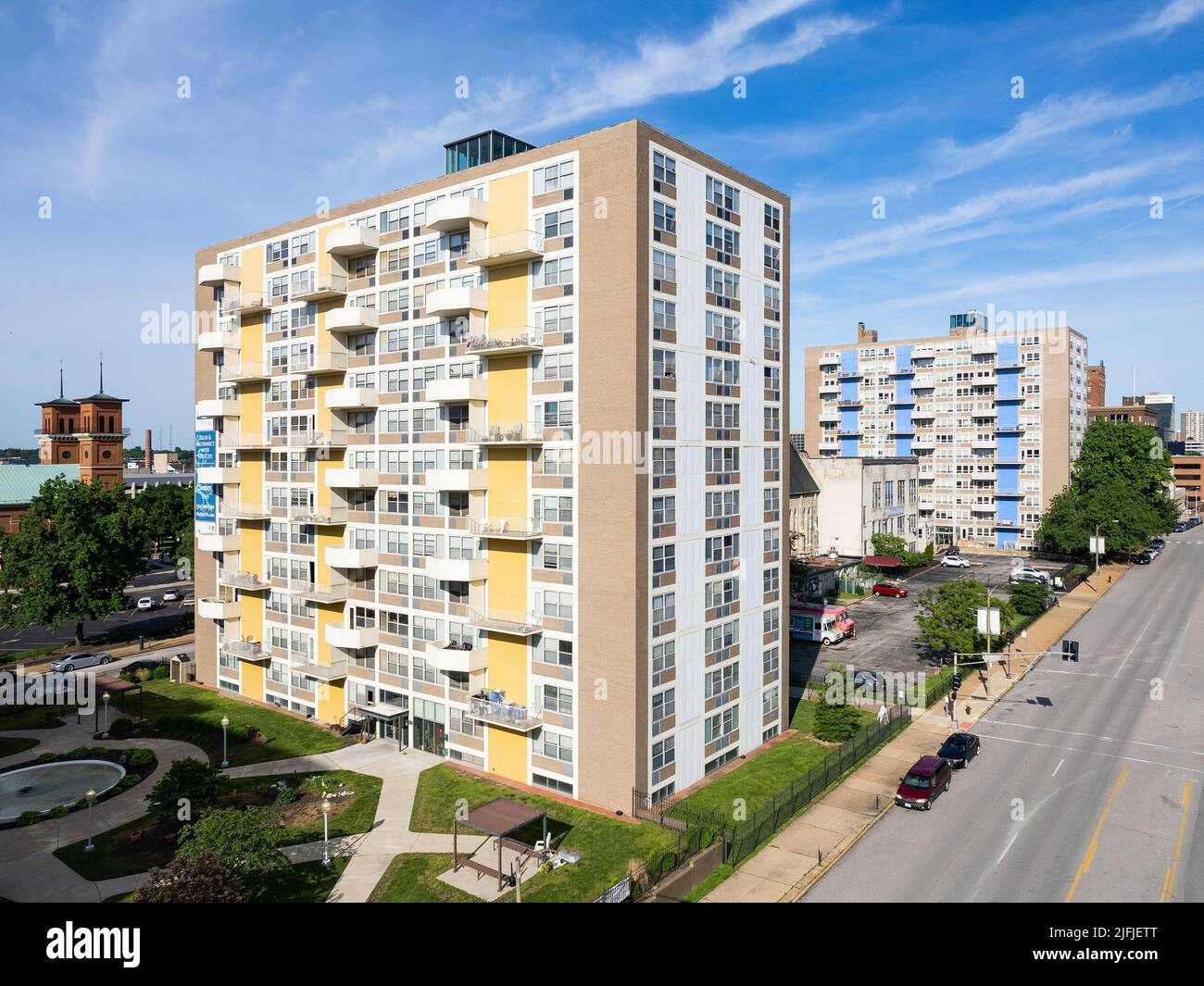 Plaza Square Apartments downtown Saint Louis Stock Photo Alamy