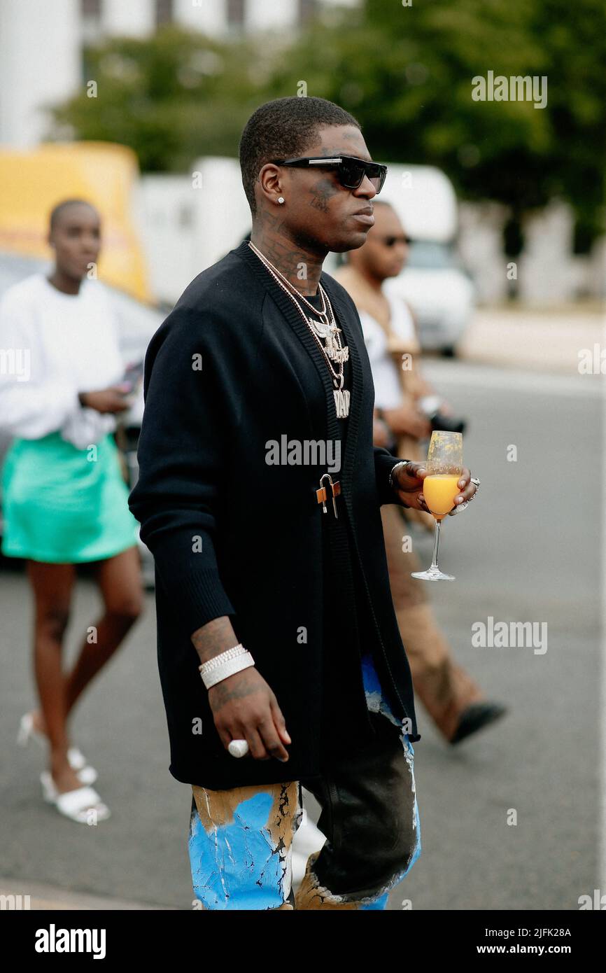 Street style, Kodak Black arriving at Givenchy Spring-Summer Menswear 2023  show, held at Ecole Militaire, Paris, France, on June 22nd, 2022. Photo by  Marie-Paola Bertrand-Hillion/ABACAPRESS.COM Stock Photo - Alamy