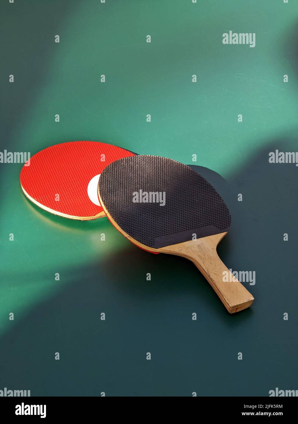 Vintage ping pong hi-res stock photography and images - Alamy