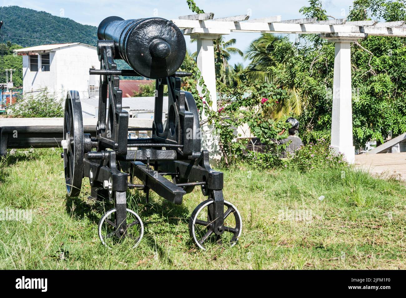 Cannon on display. Hell-Ville (Andoany), Nosy Be, Madagascar. Stock Photo