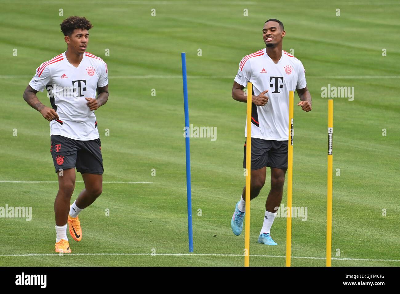 Munich, Germany. 04th July, 2022. From left: Chris RICHARD and Ryan  GRAVENBERCH (FC Bayern Munich), running training, action. Training start FC  Bayern Munich, training at the training area on Saebener Strasse on