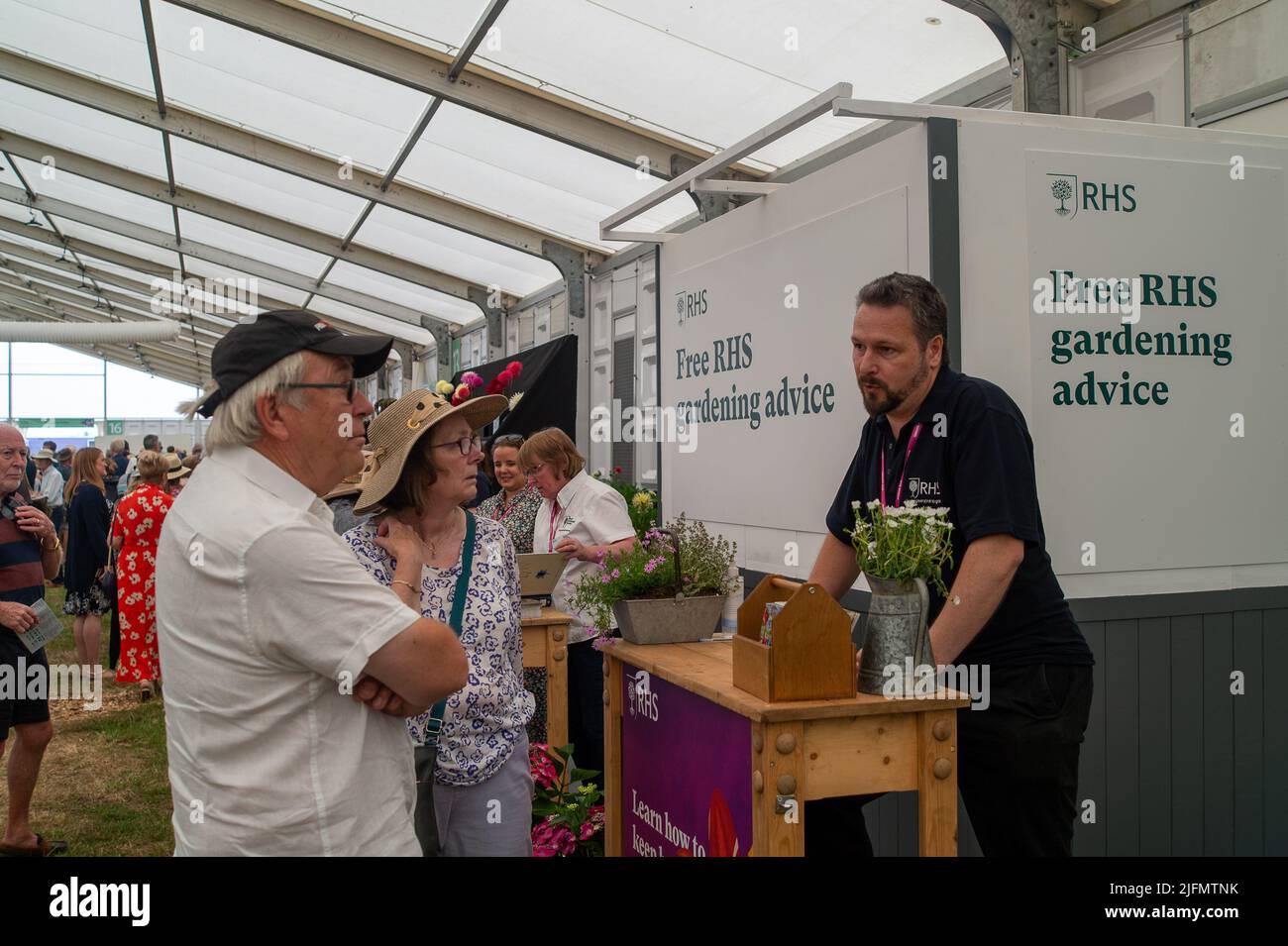 East Molesey, Surrey, UK. 4th July, 2022. It was a busy first day at the RHS Hampton Court Palace Garden Festival as members were admiring the plants and buying up plenty in the Floral Marquee. Credit: Maureen McLean/Alamy Live News Stock Photo