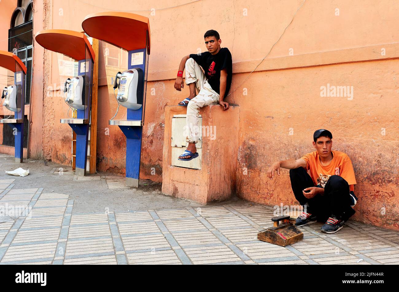 Morocco Marrakesh. Shoe shine in the old town Stock Photo