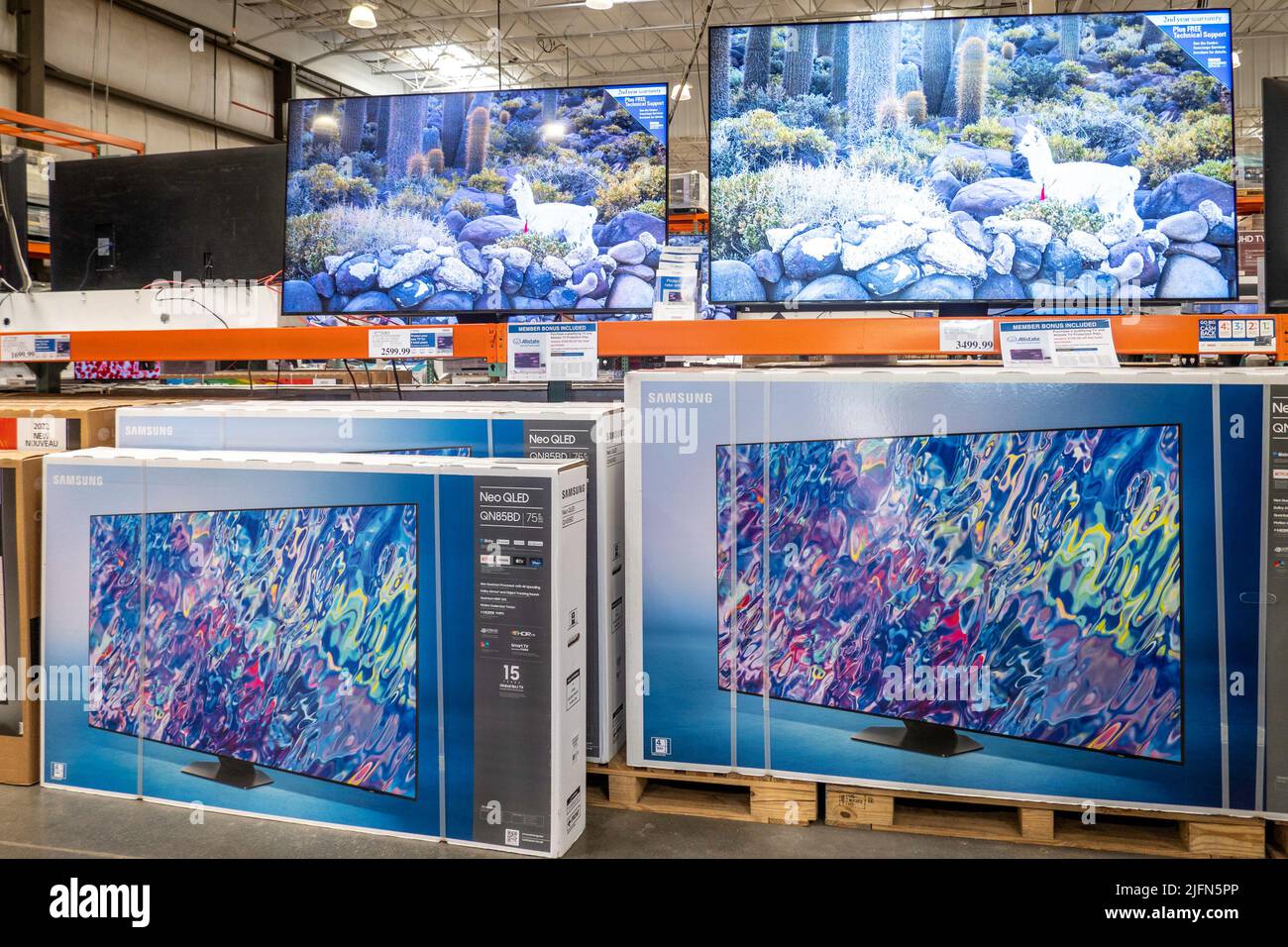 Costco Wholesale Warehouse Store in Massachusetts, USA 2022 Stock Photo