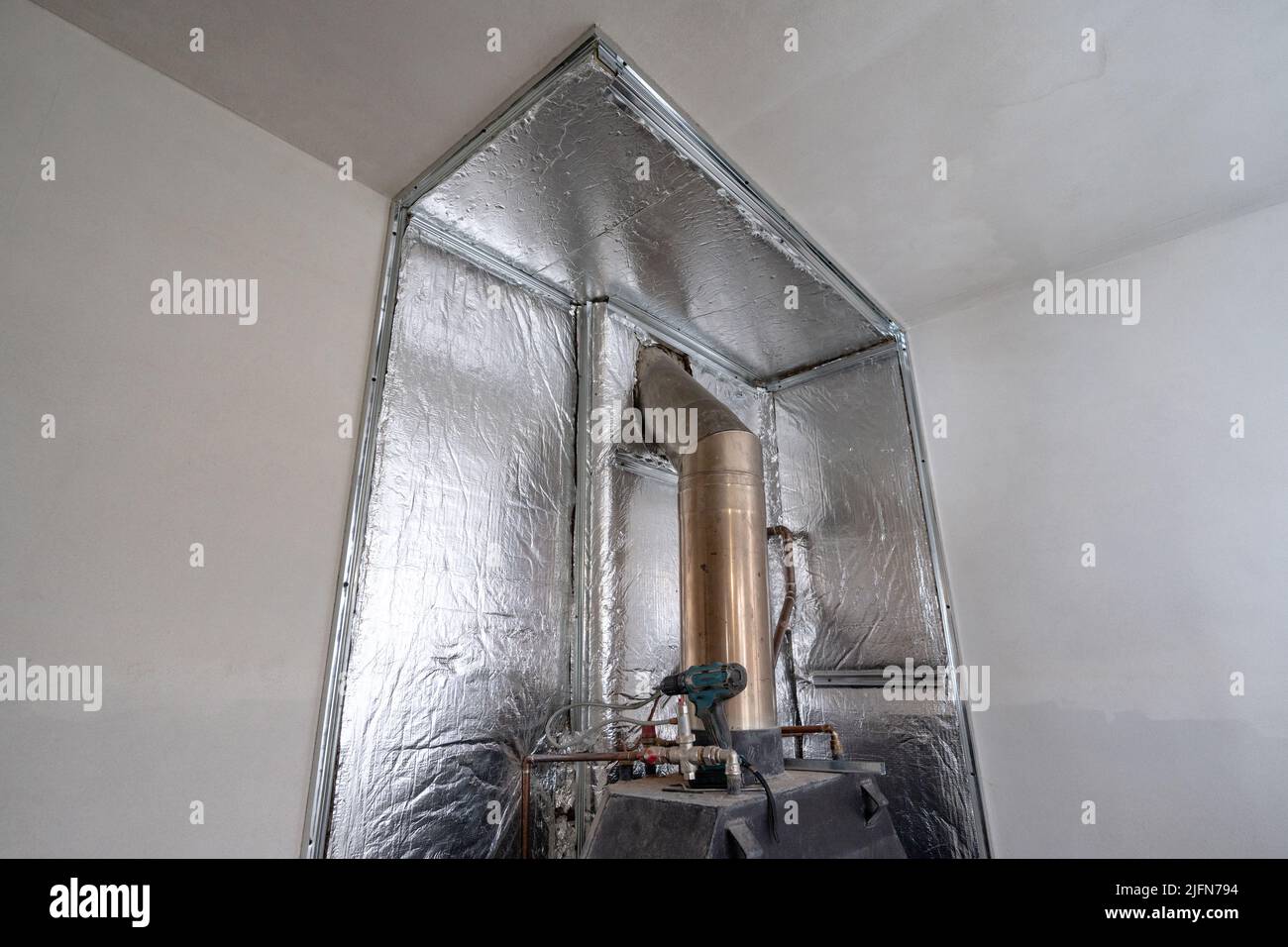 thermal protection with mineral wool with foil, chimney from the