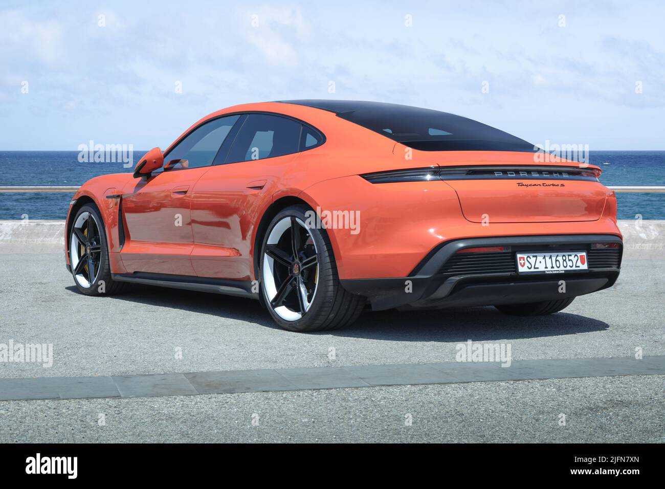 Porsche taycan orange online