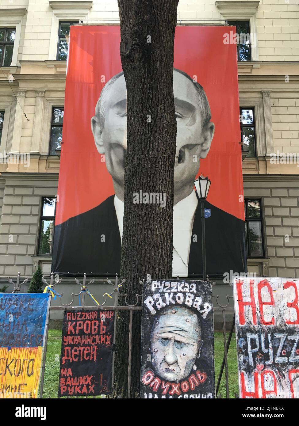 Izmir, Izmir, Turkey. 2nd July, 2022. Anti-Russia and anti-war notices posted in a building opposite the Russian embassy building in Riga-Latvia. (Credit Image: © Uygar Ozel/ZUMA Press Wire) Stock Photo