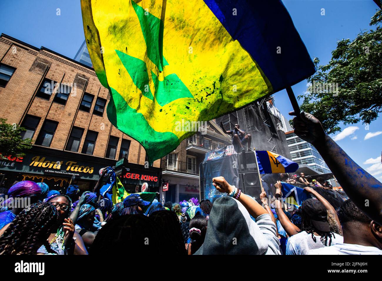 Main Floating Revellers follow the main float during the parade Stock Photo - Alamy