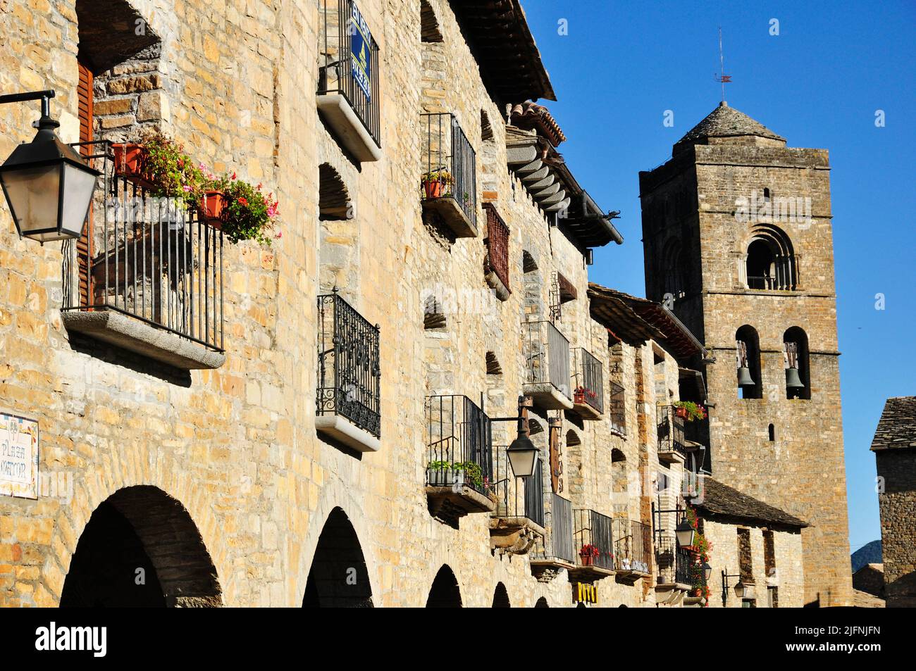 Foto de Plaza Mayor en Aínsa-Sobrarbe, Huesca