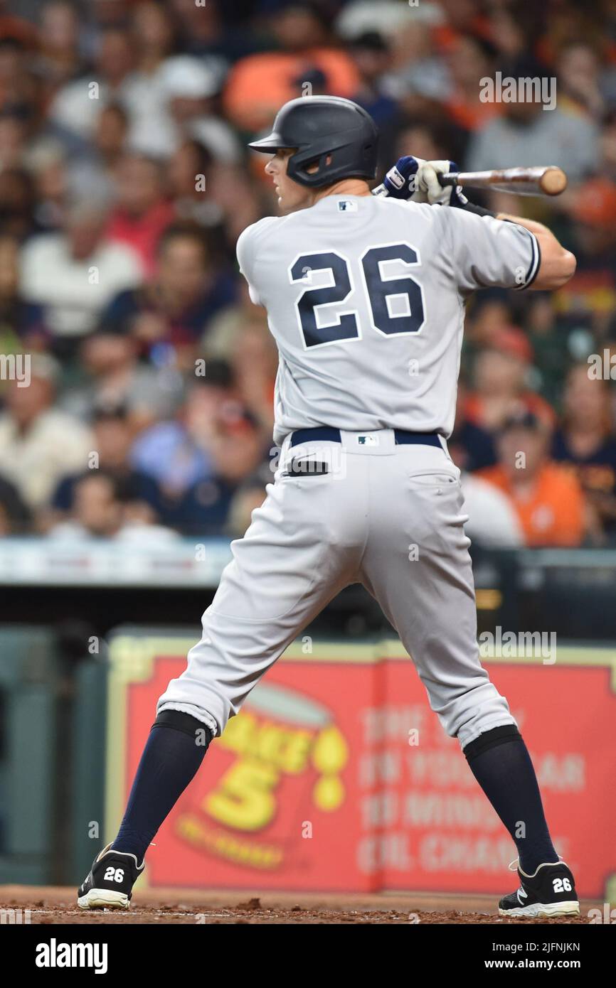 New York Yankees third baseman DJ LeMahieu (26) singles to center field