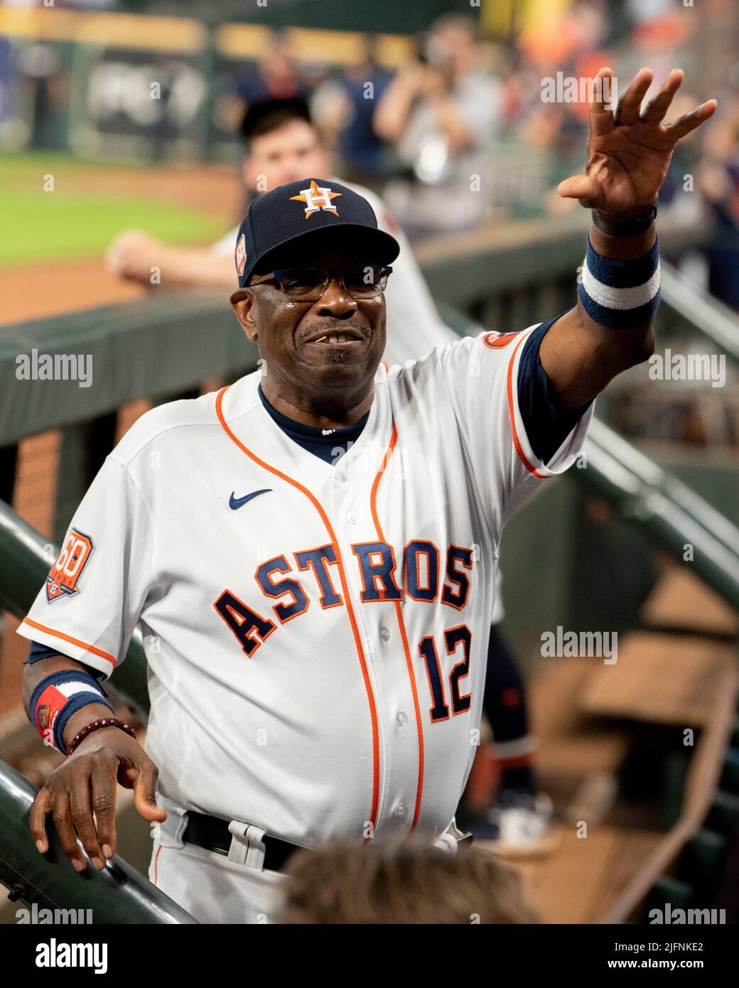 Houston Astros manager Dusty Baker Jr. (12) waves to the crowd