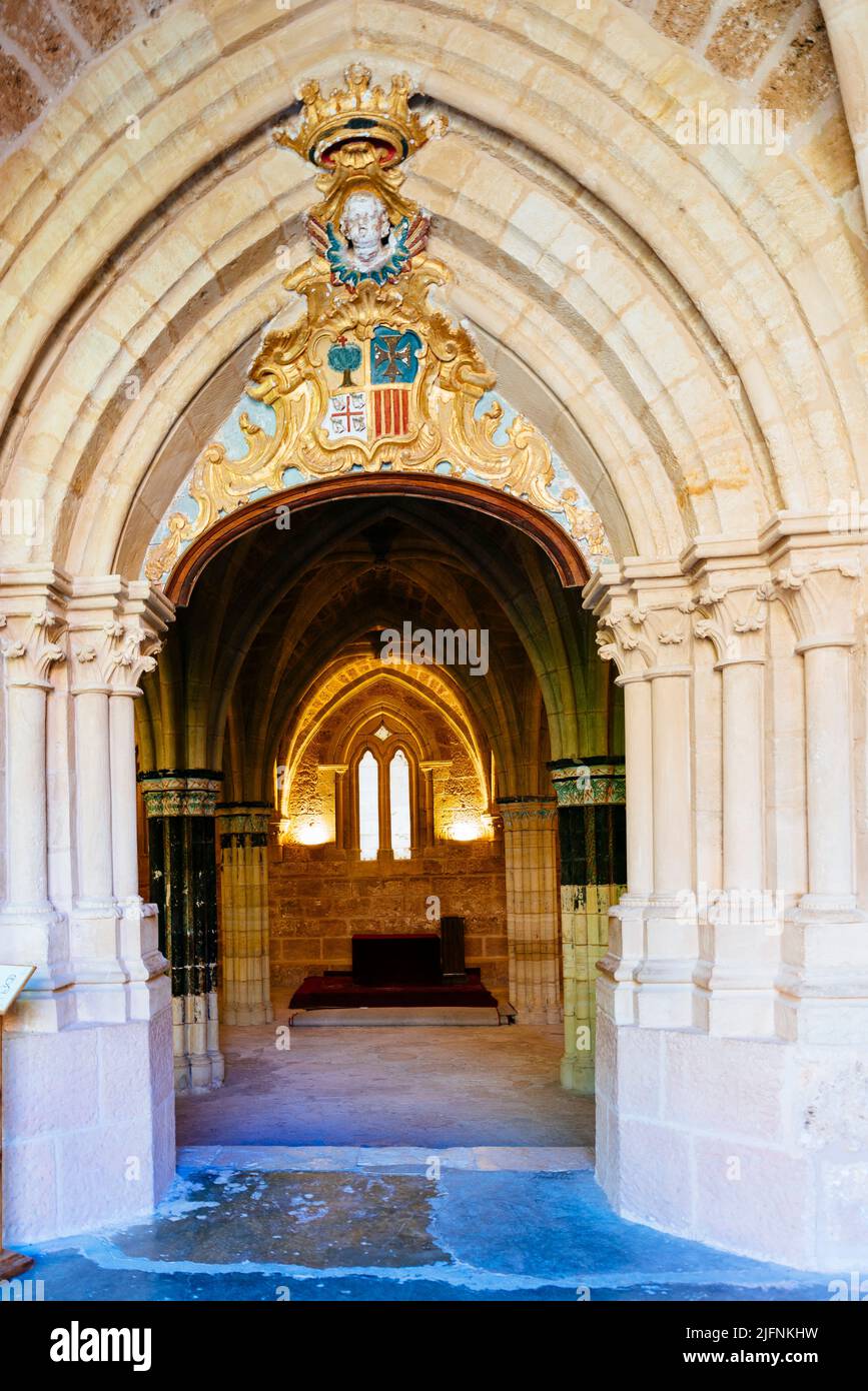 Semicircular arch at the entrance. The chapter house, from the early 12th century, was the nerve center of monastic life. Its enclosure is supported b Stock Photo