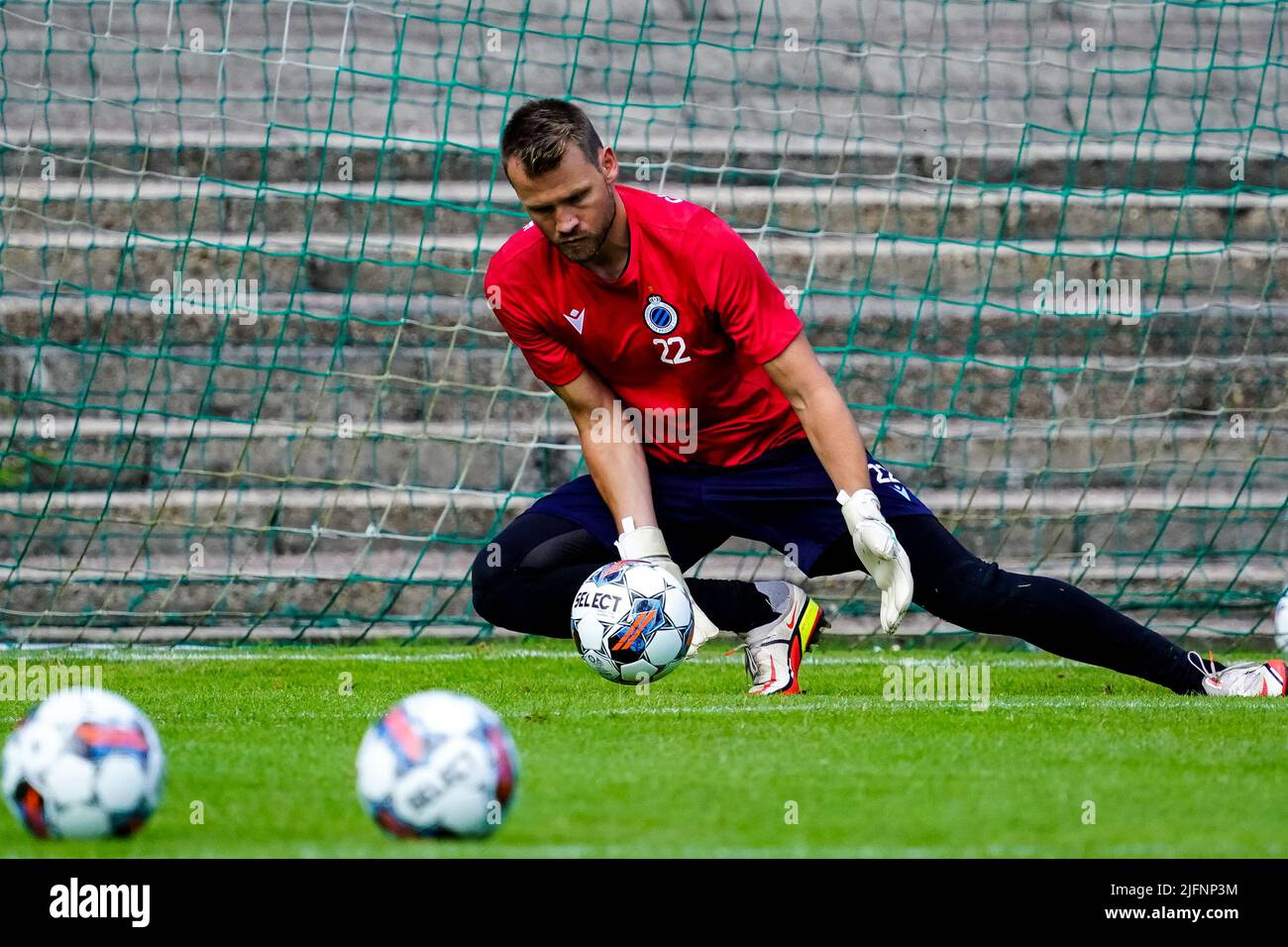 Simon mignolet hi-res stock photography and images - Page 3 - Alamy