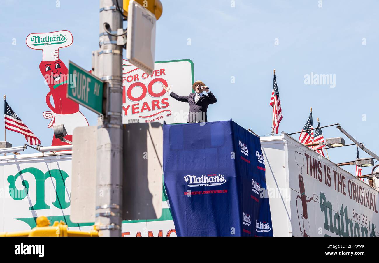 is coney island open on july 4th