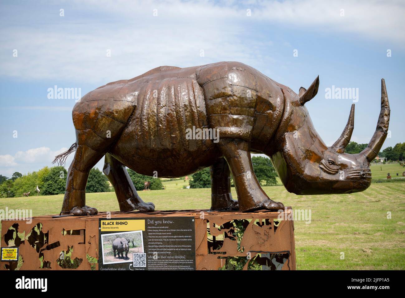 The British Ironwork Centre, Black Rhino Exhibit/Sculpture Stock Photo