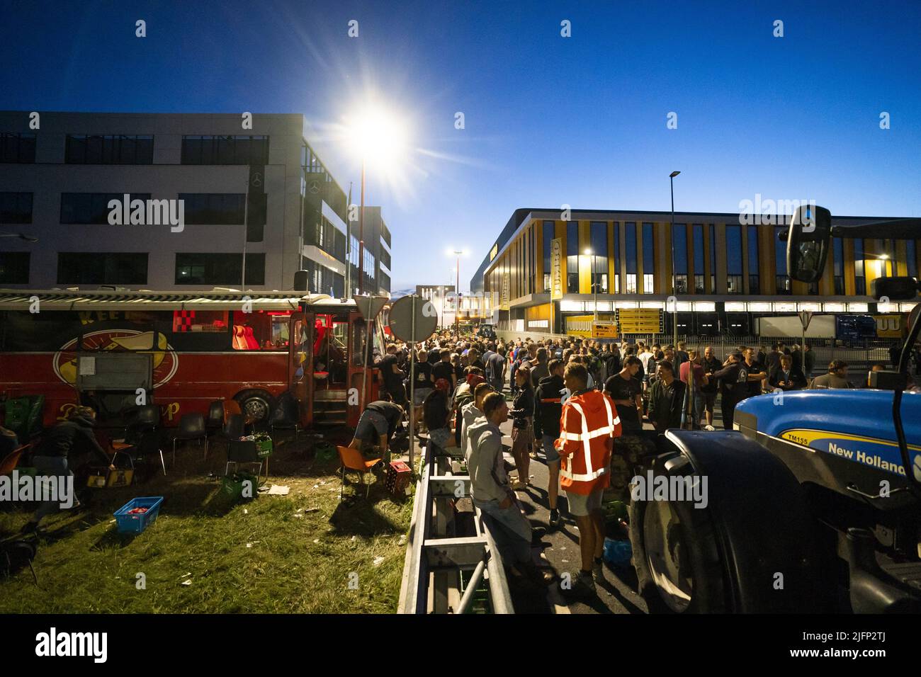 20220704 230310 Nieuwegein Farmers during a blockade at the