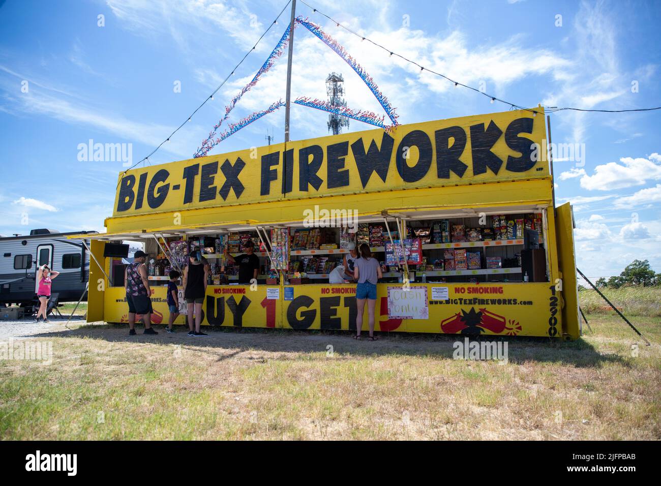 Jonestown, USA. 03rd July, 2022. BigTex Fireworks stand in Jonestown