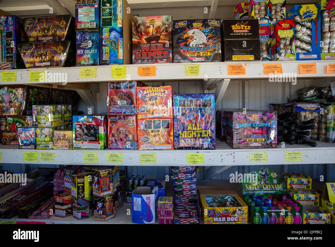 Jonestown, USA. 03rd July, 2022. BigTex Fireworks stand in Jonestown