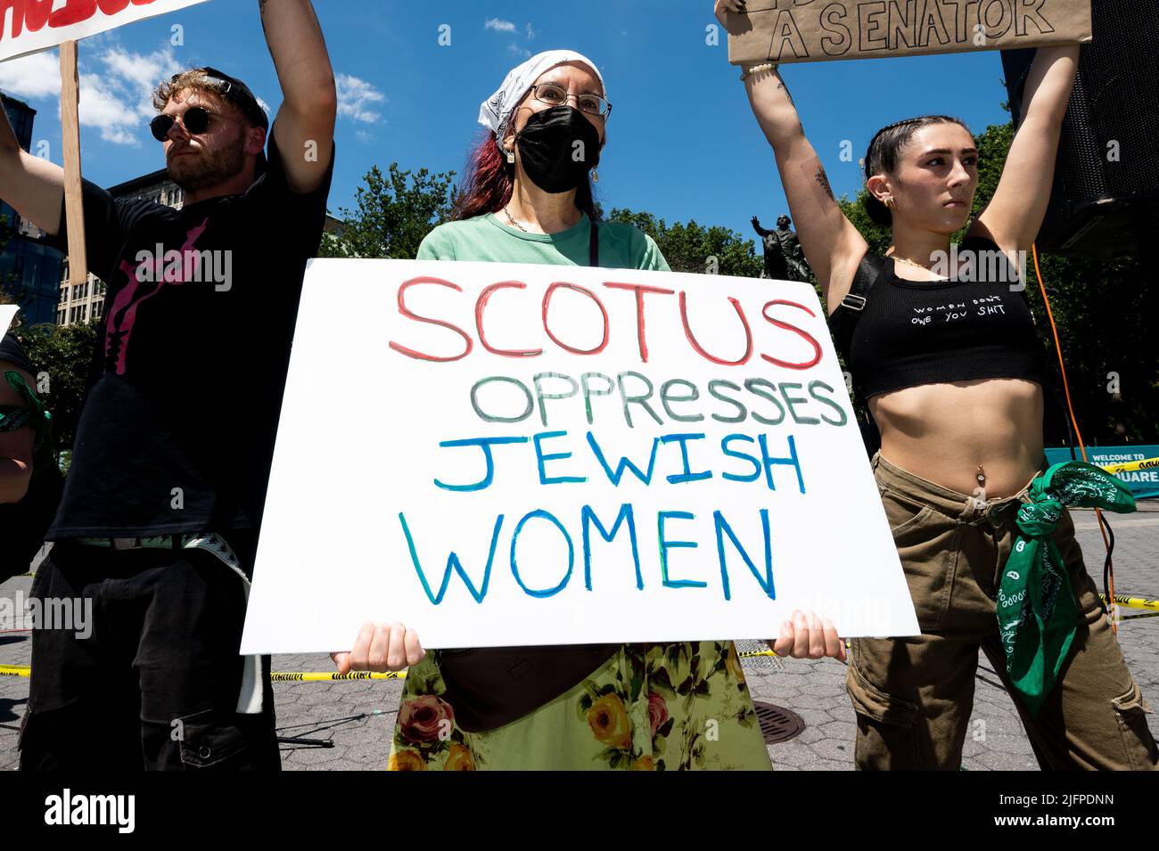 New York, United States. 04th July, 2022. Woman holds a sign saying 'SCOTUS oppresses Jewish women' at an abortion rights demonstration in New York City. Credit: SOPA Images Limited/Alamy Live News Stock Photo